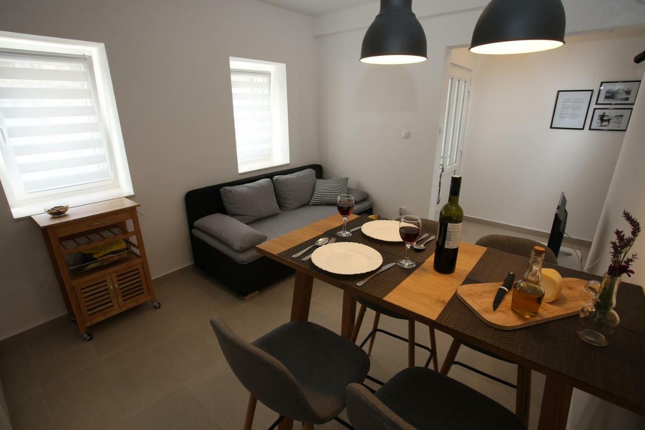 Apartmani Tri Bunje Tribalj Extérieur photo